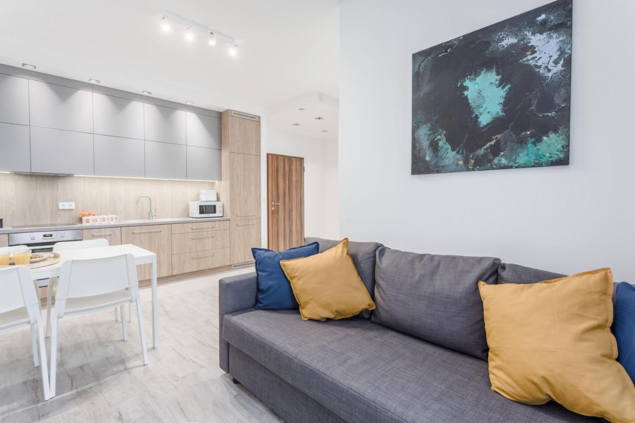 ורשה Chill Apartments Airport Ursynow מראה חיצוני תמונה