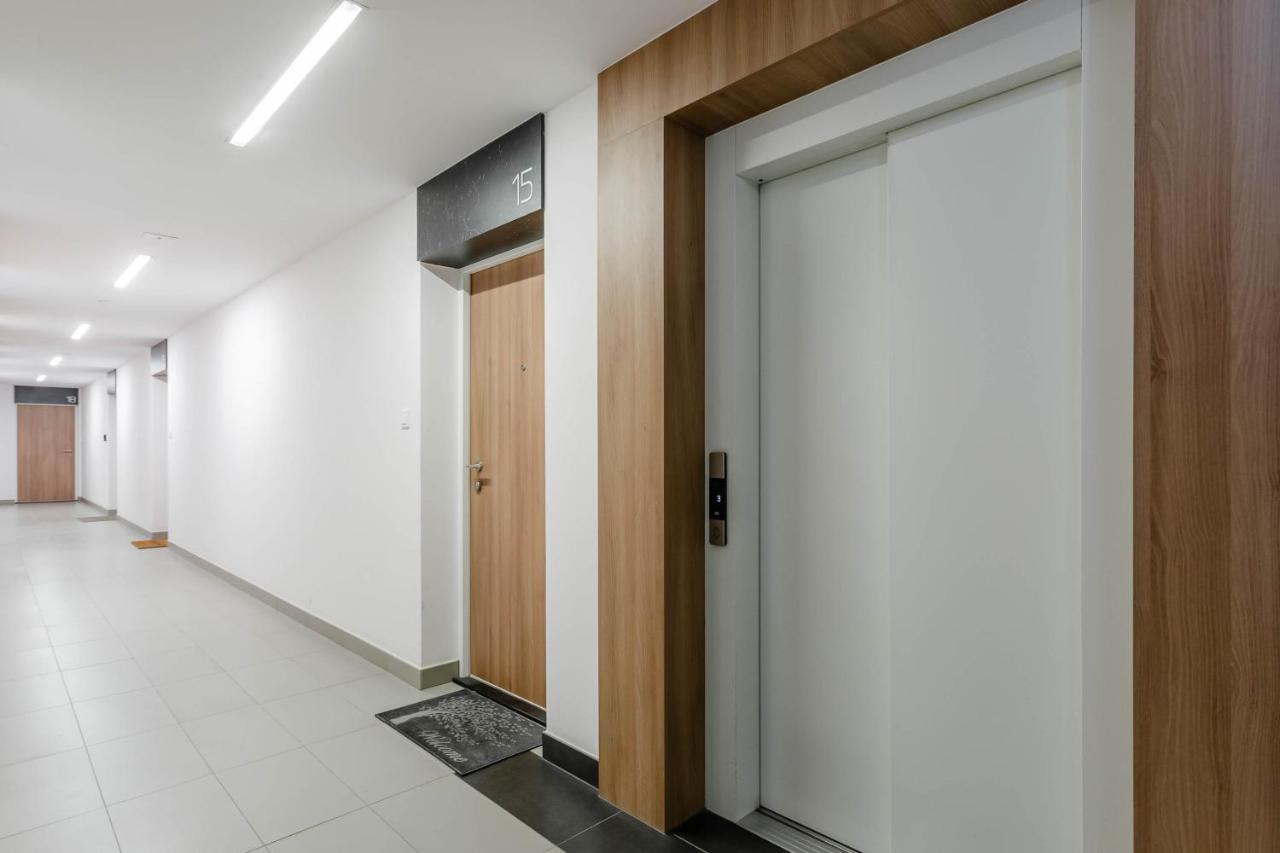 ורשה Chill Apartments Airport Ursynow מראה חיצוני תמונה